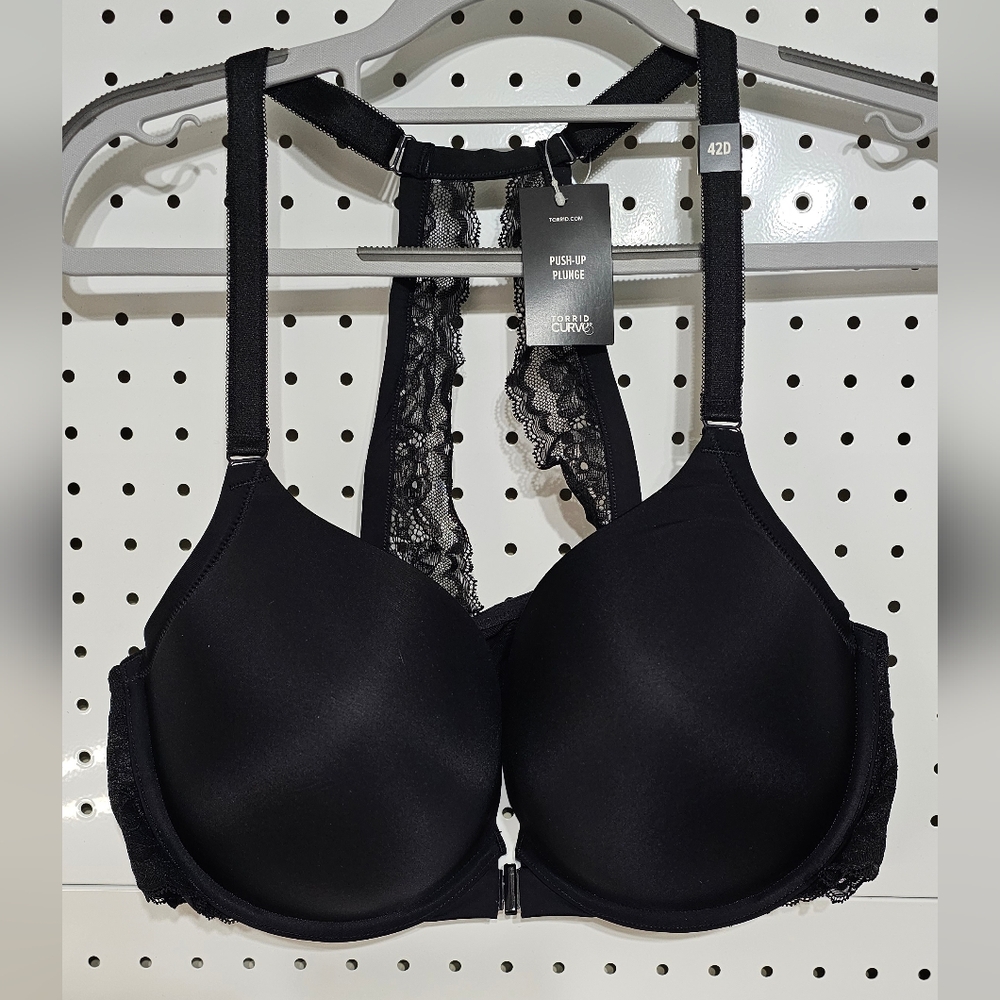 TORRID Curves Bra Racerback Lace Push Up Plunge 42D NWT